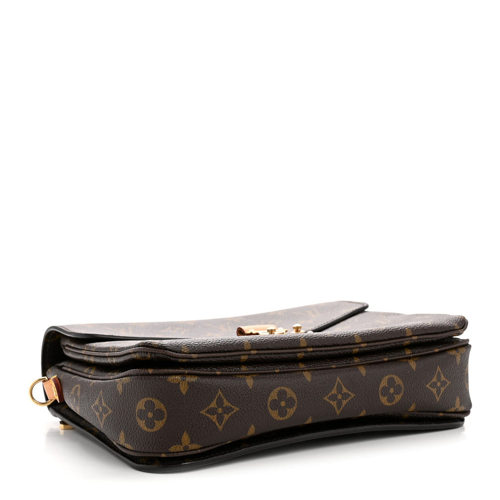 Monogram Pochette Metis