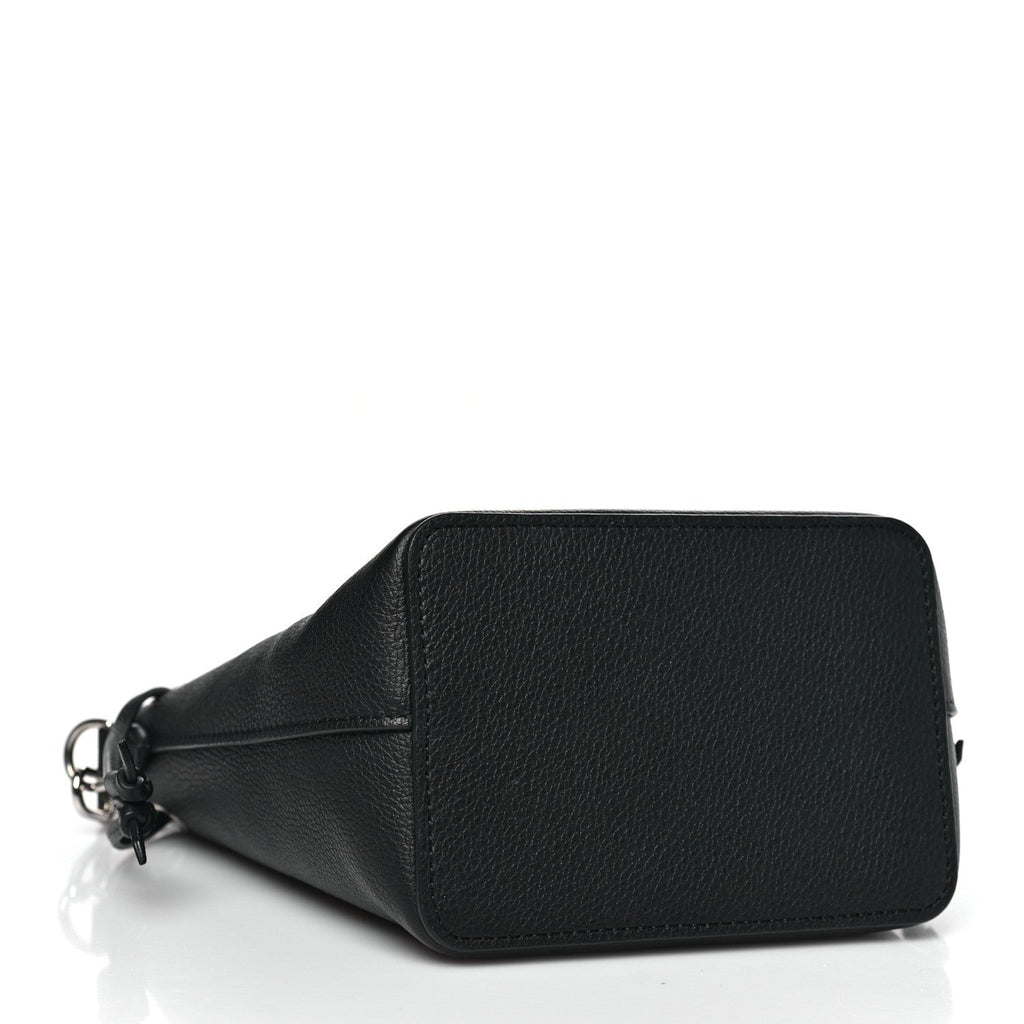 Calfskin Nano Lockme Bucket Black