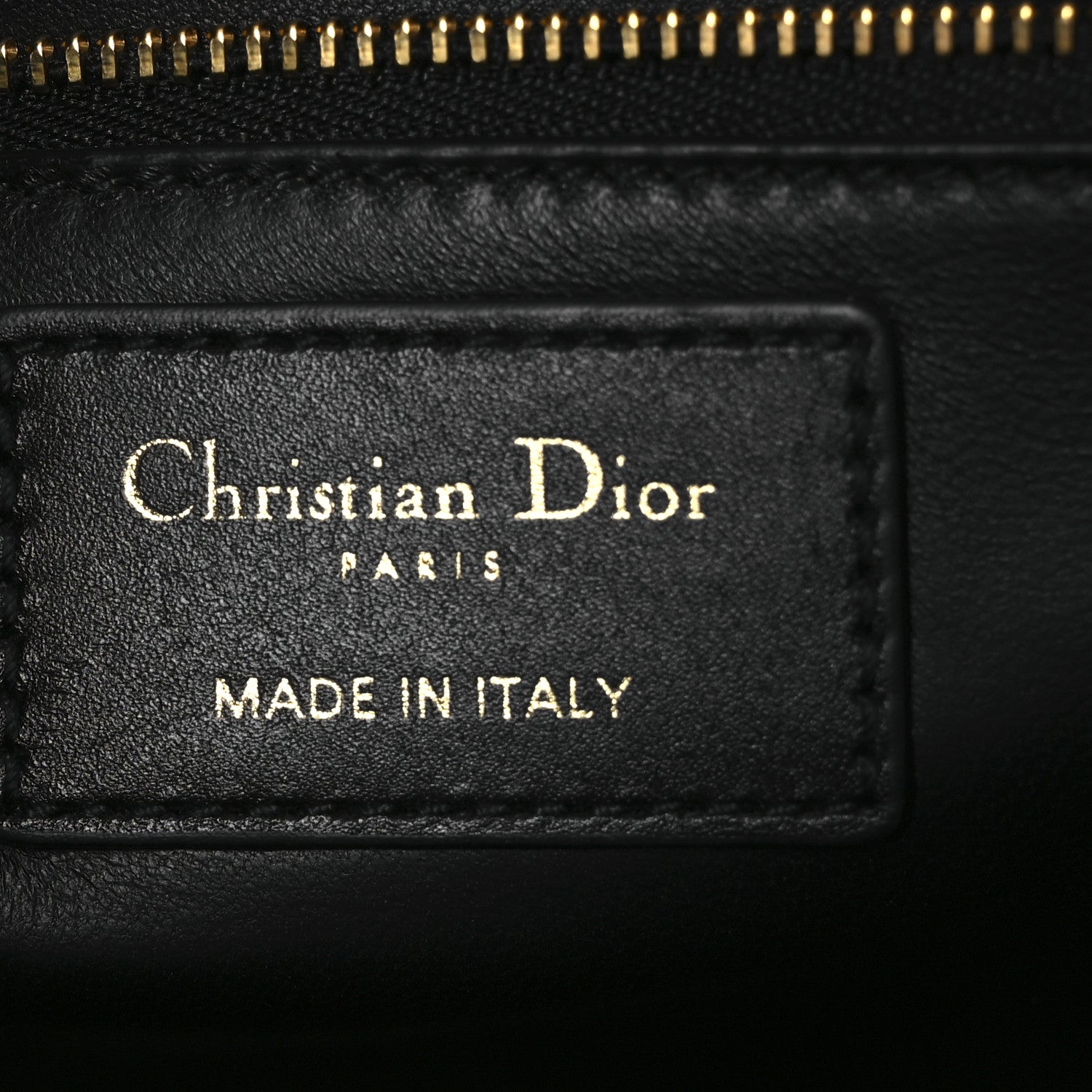 Box Calfskin 30 Montaigne Flap Bag Black