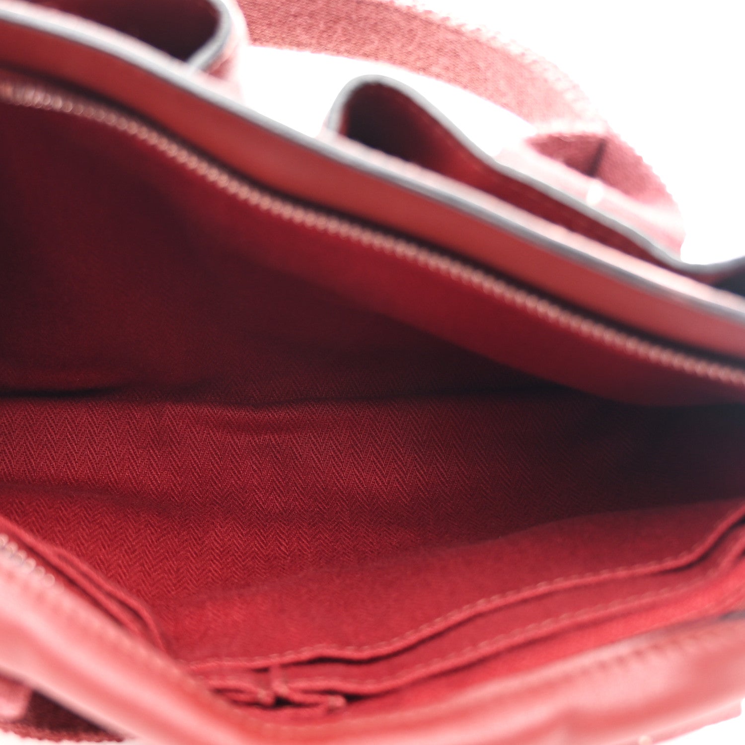 Swift Caravane Horizontal PM Rouge H