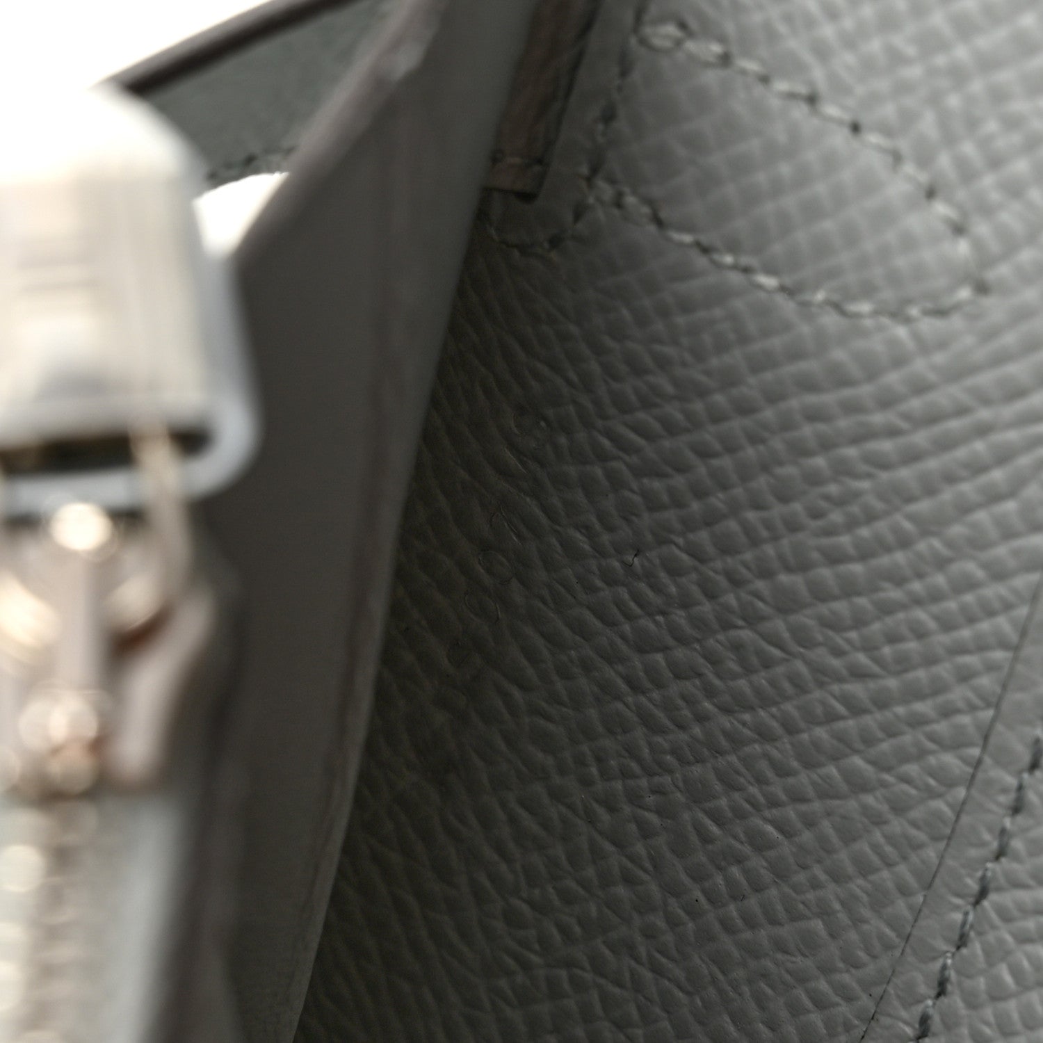 Epsom Kelly Wallet To Go Gris Pantin